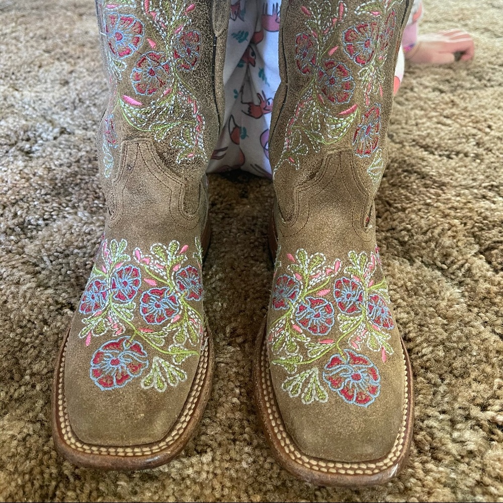 Macie Bean by Anderson Bean